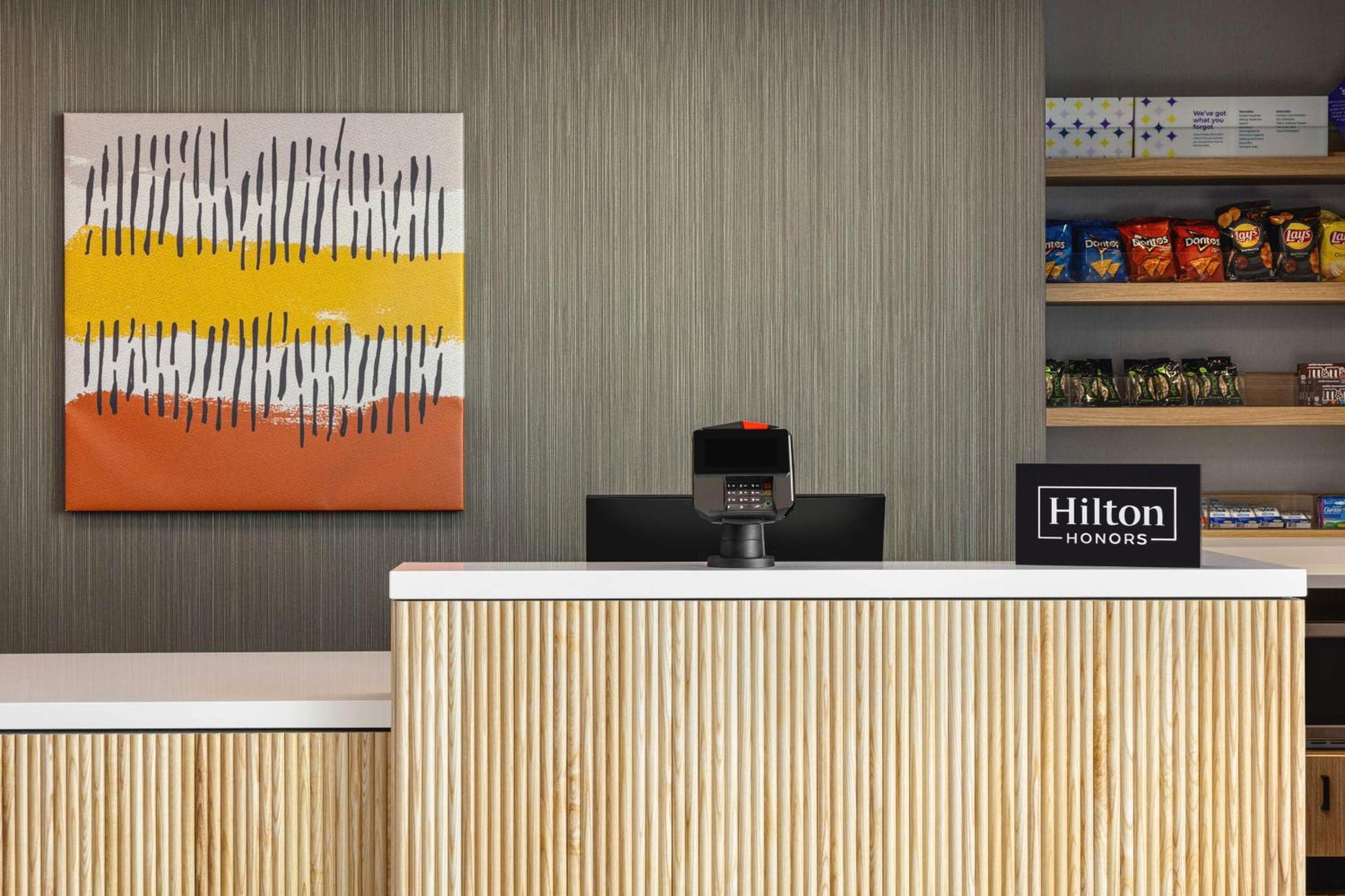 Spark By Hilton Las Vegas Airport Exterior photo