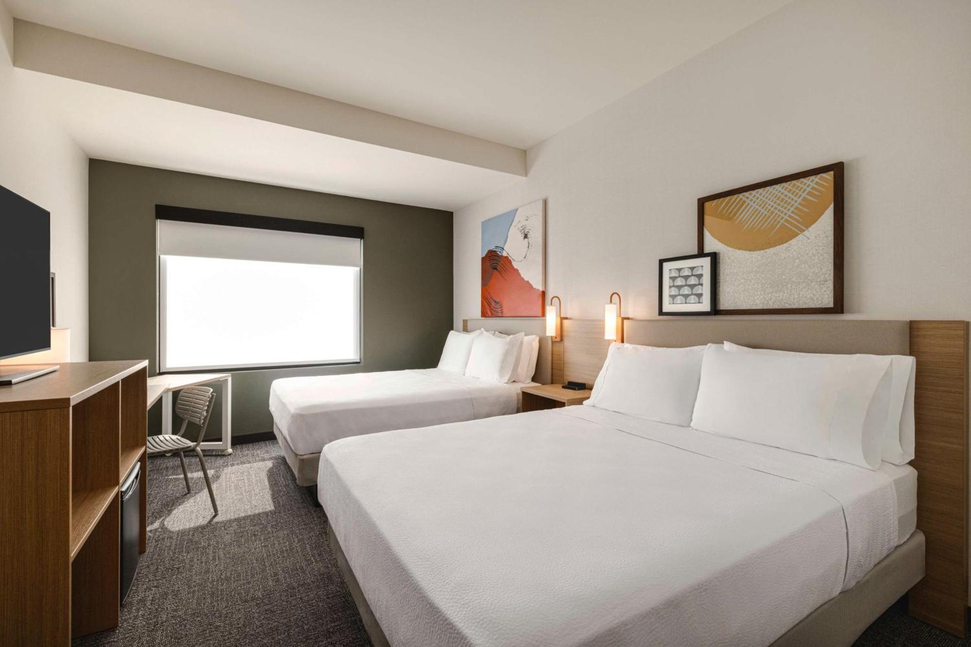 Spark By Hilton Las Vegas Airport Exterior photo