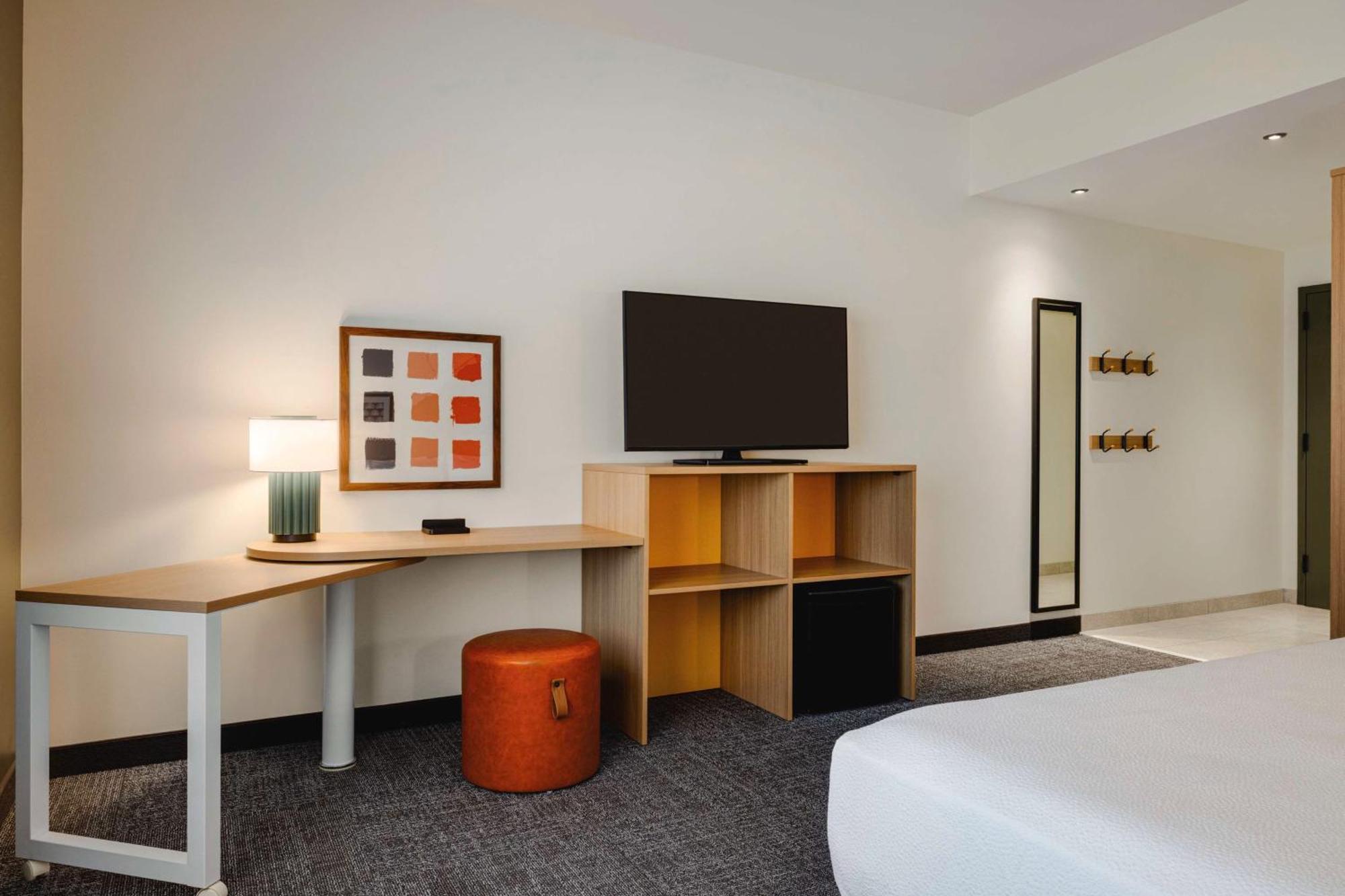 Spark By Hilton Las Vegas Airport Exterior photo